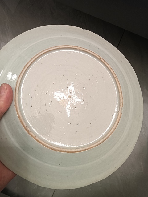 古玩陶瓷樓臺亭閣山水紋青花盤真品鑒賞圖