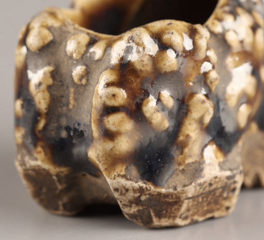 古玩陶瓷褐釉金蟾水滴真品鑒賞圖