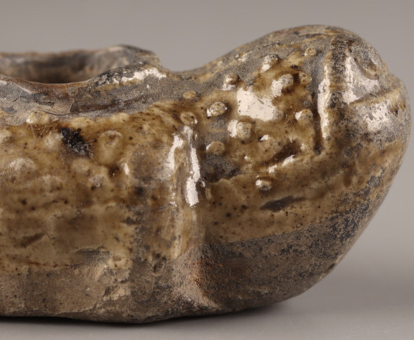 古玩陶瓷褐釉金蟾水滴真品鑒賞圖