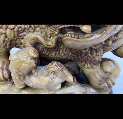 古玩玉器青田石雕“太獅少獅”擺件真品鑒賞圖