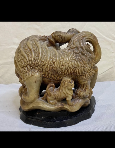 古玩玉器青田石雕“太獅少獅”擺件真品鑒賞圖