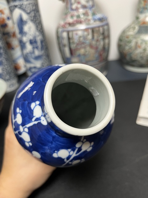 古玩陶瓷青花冰梅圖梅瓶真品鑒賞圖