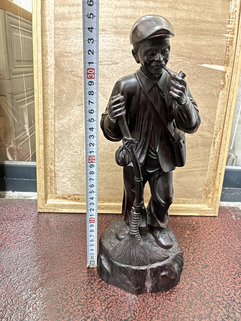 古玩雜項環衛工人立像拍賣，當前價格9800元