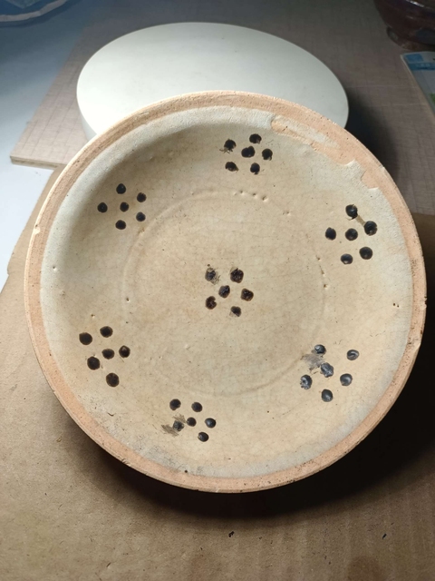 古玩陶瓷盤真品鑒賞圖