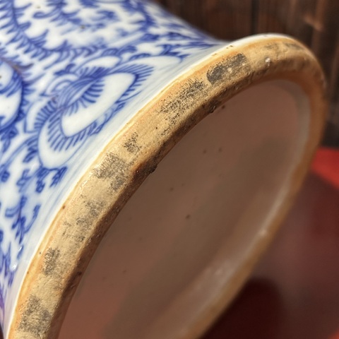 古玩陶瓷青花纏枝蓮喜字將軍罐真品鑒賞圖