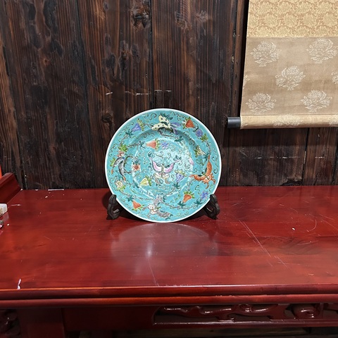 古玩陶瓷瓜蝶連綿粉彩盤真品鑒賞圖