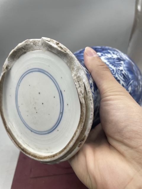 古玩陶瓷花卉紋青花鳳尾尊標本真品鑒賞圖