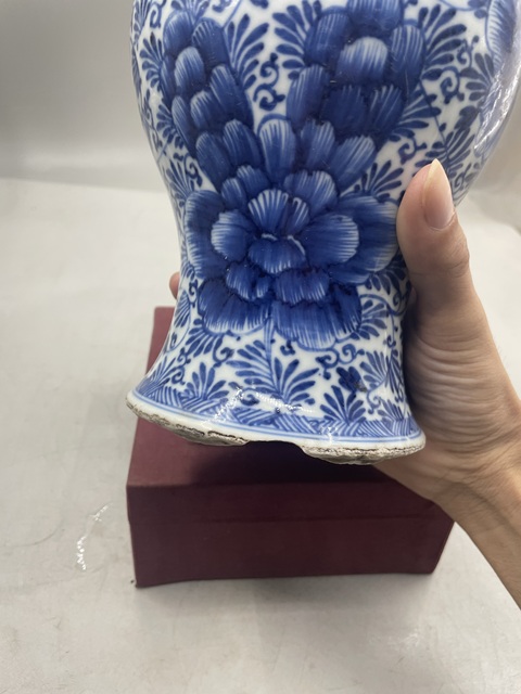 古玩陶瓷花卉紋青花鳳尾尊標本真品鑒賞圖