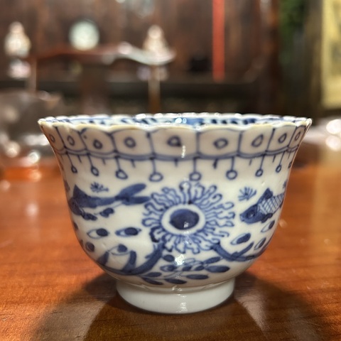 古玩陶瓷魚藻紋杯真品鑒賞圖