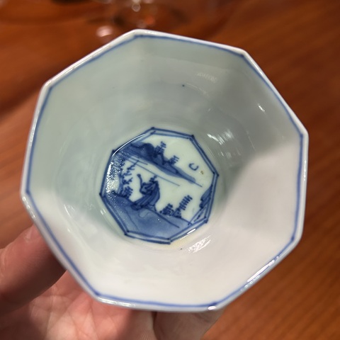 古玩陶瓷人物山水青花八方杯真品鑒賞圖