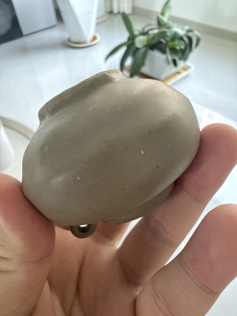 古玩陶瓷元代龍泉雙耳小罐真品鑒賞圖