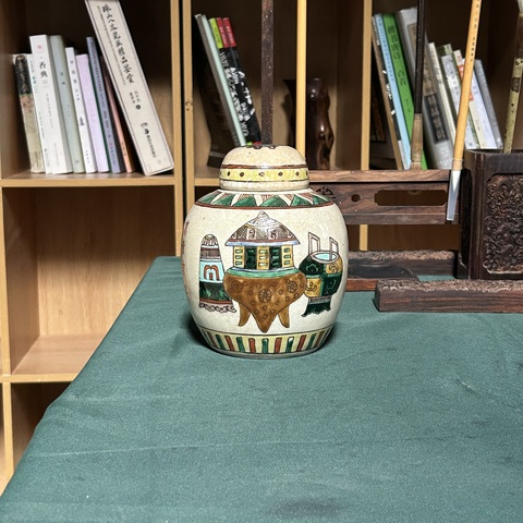 古玩陶瓷哥釉五彩博古蓋罐真品鑒賞圖