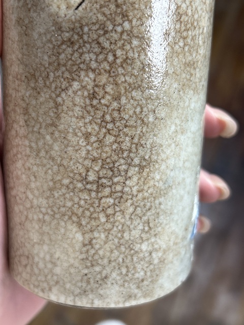 古玩陶瓷哥釉青花冰梅紋筆筒真品鑒賞圖