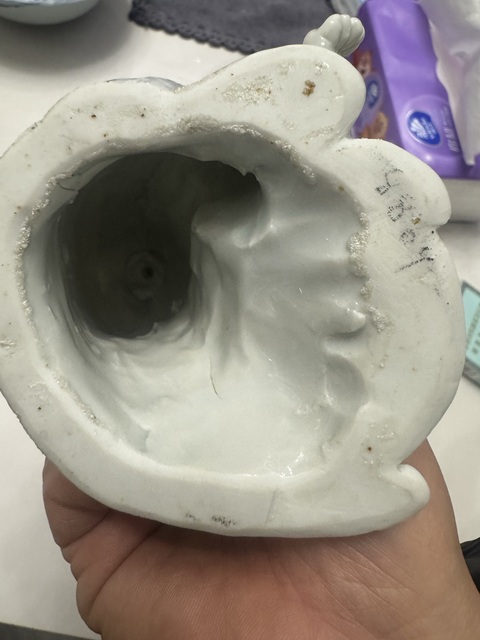 古玩陶瓷德化窯觀音塑像真品鑒賞圖