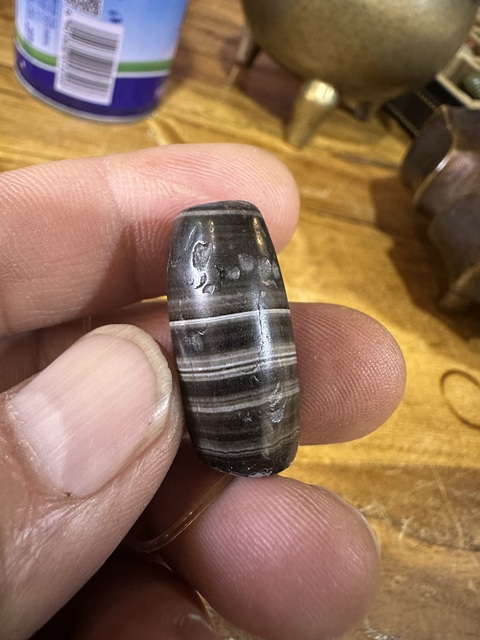 古玩玉器纏絲瑪瑙珠拍賣，當(dāng)前價(jià)格5555元