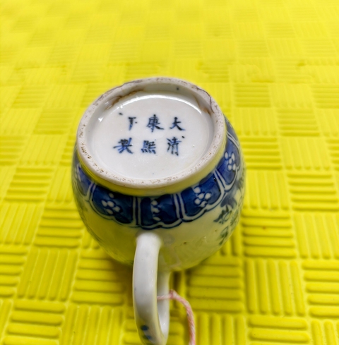 古玩陶瓷清晚期 青花玲瓏四季花卉紋壺真品鑒賞圖