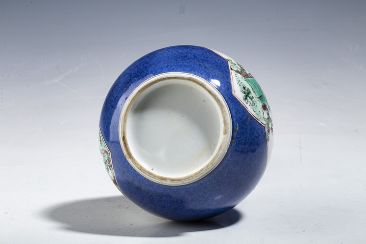 古玩陶瓷清康熙·灑藍(lán)釉開窗五彩花鳥紋長頸瓶拍賣，當(dāng)前價(jià)格5856元