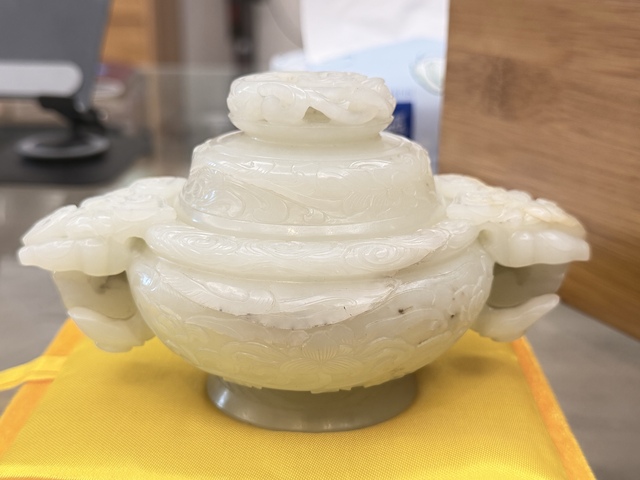 古玩玉器和田玉香爐真品鑒賞圖