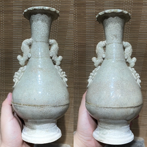 古玩陶瓷元代青白瓷摩羯耳花瓶真品鑒賞圖