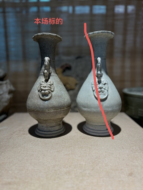 古玩陶瓷元代青白瓷摩羯耳花瓶真品鑒賞圖