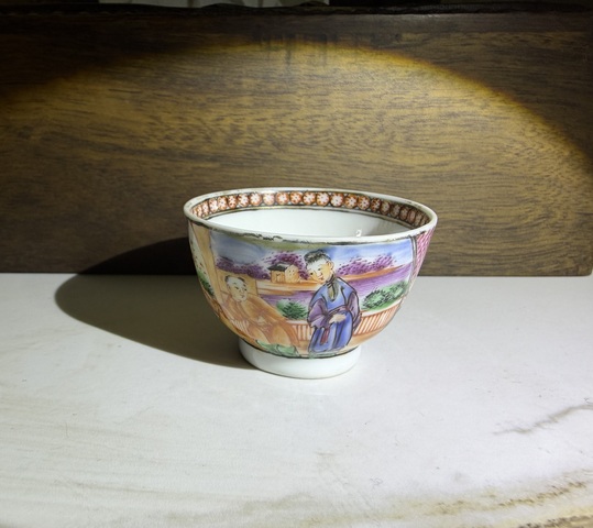 古玩陶瓷乾隆廣彩滿大人人物故事杯拍賣，當前價格2988元