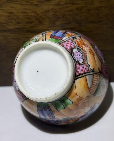 古玩陶瓷乾隆廣彩滿大人人物故事杯拍賣，當前價格2988元