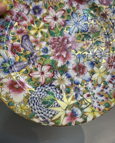 古玩陶瓷粉彩百花不落地紋盤真品鑒賞圖