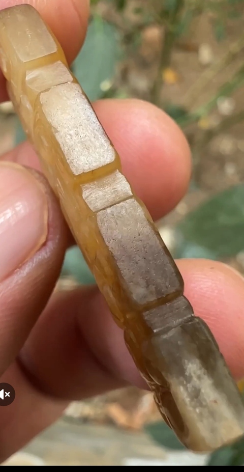 古玩玉器龍紋玉勒子真品鑒賞圖