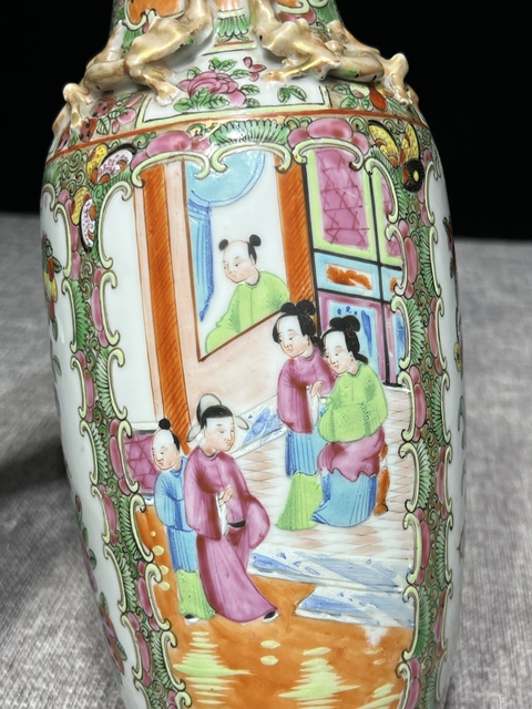 古玩陶瓷人物廣彩瓶真品鑒賞圖