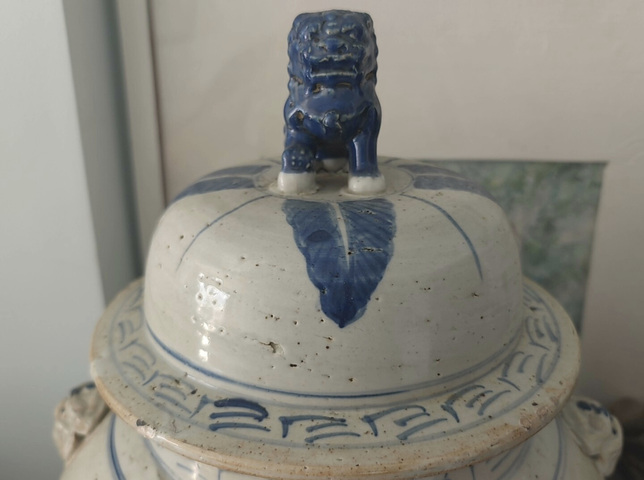 古玩陶瓷青花龍穿花卉紋將軍罐真品鑒賞圖