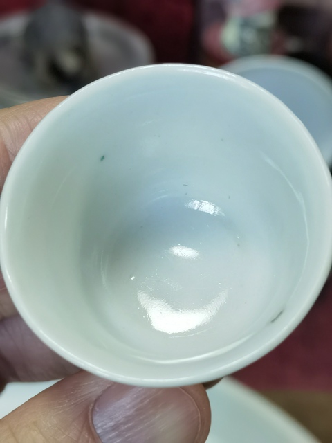 古玩陶瓷花卉紋杯真品鑒賞圖