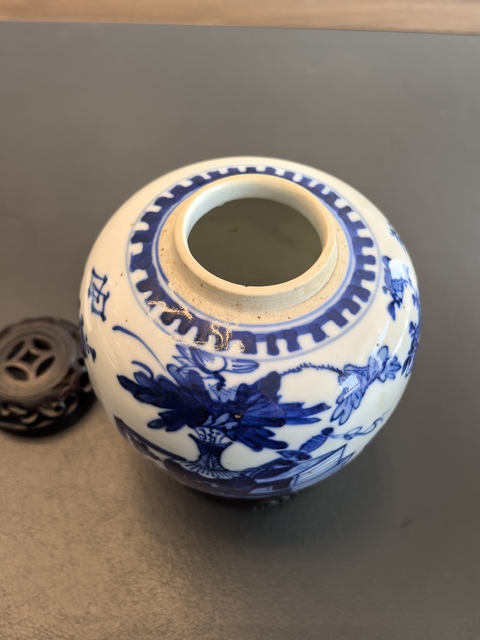 古玩陶瓷晚清青花博古圖罐真品鑒賞圖