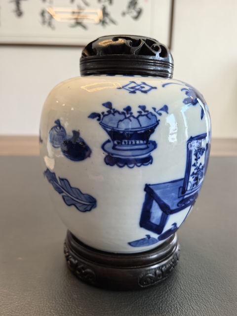 古玩陶瓷晚清青花博古圖罐真品鑒賞圖