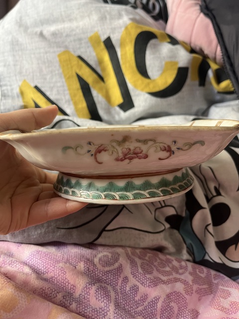 古玩陶瓷粉彩花卉飛黃騰達(dá)紋貢盤真品鑒賞圖