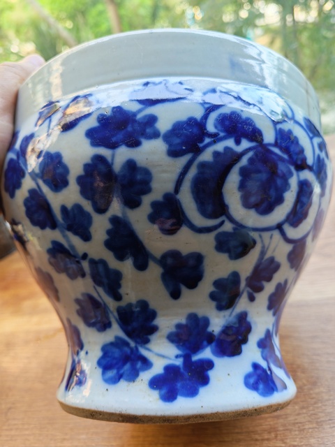 古玩陶瓷清中期青花花卉紋馬蹄尊拍賣，當(dāng)前價(jià)格1500元