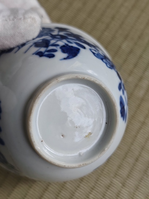 古玩陶瓷花卉紋青花杯真品鑒賞圖