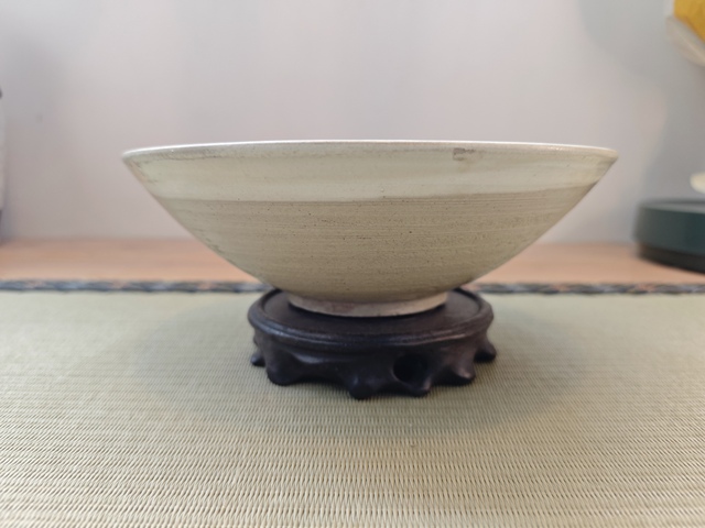 古玩陶瓷磁州窯白釉碗真品鑒賞圖