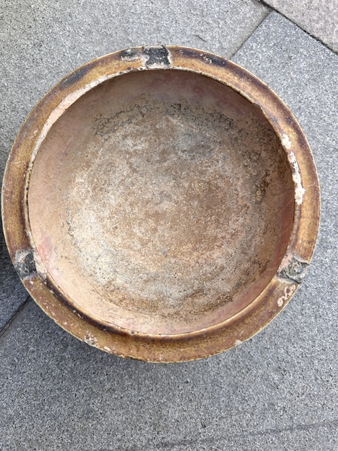 古玩陶瓷黃釉蓋盒真品鑒賞圖