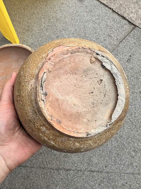 古玩陶瓷黃釉蓋盒真品鑒賞圖