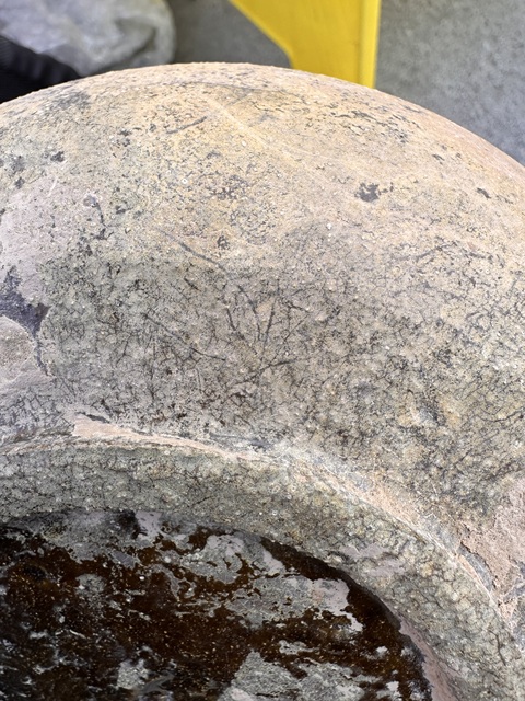 古玩陶瓷黃釉蓋盒真品鑒賞圖