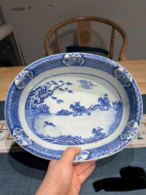 古玩陶瓷青花狩獵圖折沿盆真品鑒賞圖