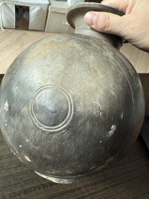 古玩陶瓷蠶繭罐真品鑒賞圖