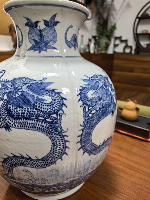 古玩陶瓷青花龍紋尊真品鑒賞圖