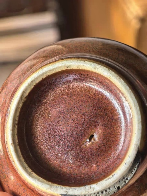 古玩陶瓷乾隆鐵銹釉荸薺瓶真品鑒賞圖