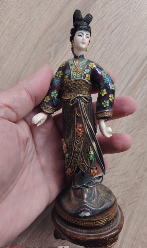 古玩銅器銀燒藍真品鑒賞圖