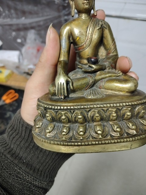 古玩銅器銅釋迦摩尼真品鑒賞圖