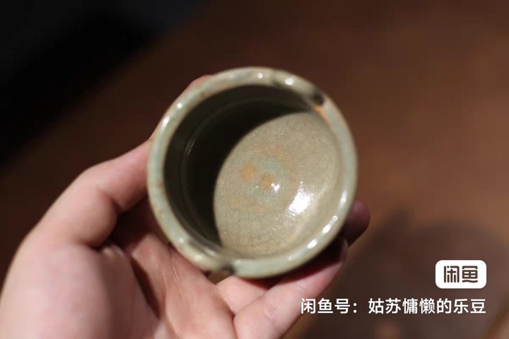 古玩陶瓷龍泉窯蔥管爐真品鑒賞圖