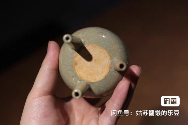 古玩陶瓷龍泉窯蔥管爐真品鑒賞圖