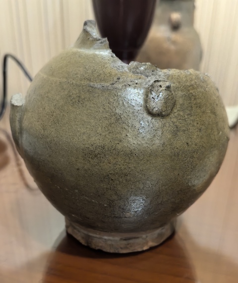 古玩陶瓷青釉罐真品鑒賞圖