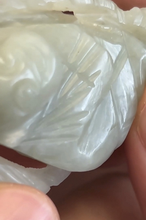 古玩玉器和田玉雕童子真品鑒賞圖